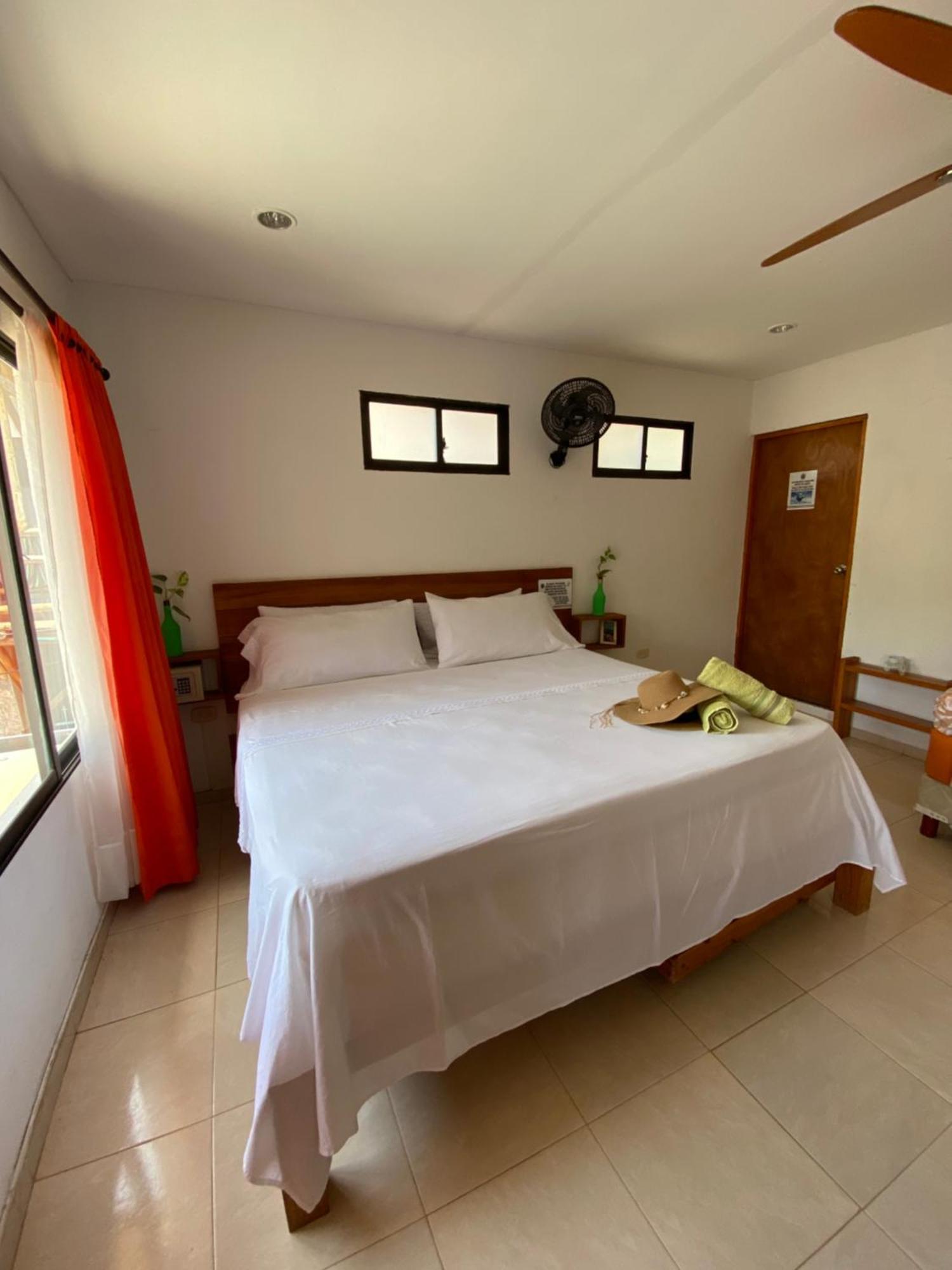 Casa Italia Guest House Таганга Екстериор снимка