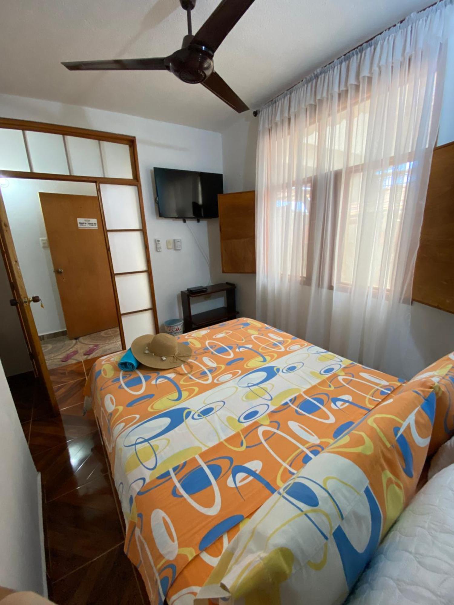 Casa Italia Guest House Таганга Екстериор снимка